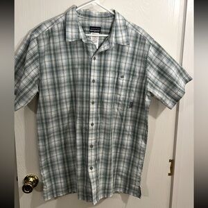 Patagonia Plaid Shirt Men’s Large